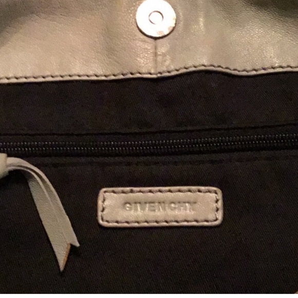 Givenchy authentic Eclipse Perforated Leather hobo in taupe - Picture 5 of 6